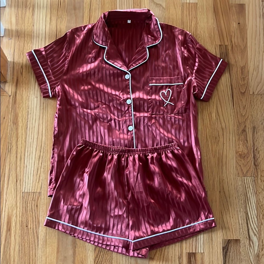 NWOT, Never Worn Women's Satin Pajama Set - Burgundy